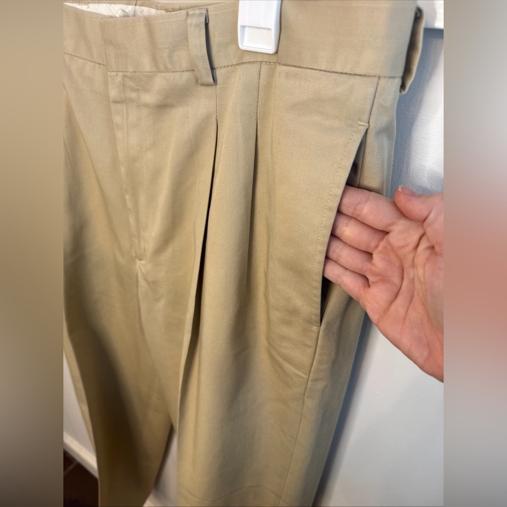 L.L. Bean Men's Pleated Dress Pants Khaki Beige Size 36x31 Classic Slacks Cotton - Picture 7 of 8